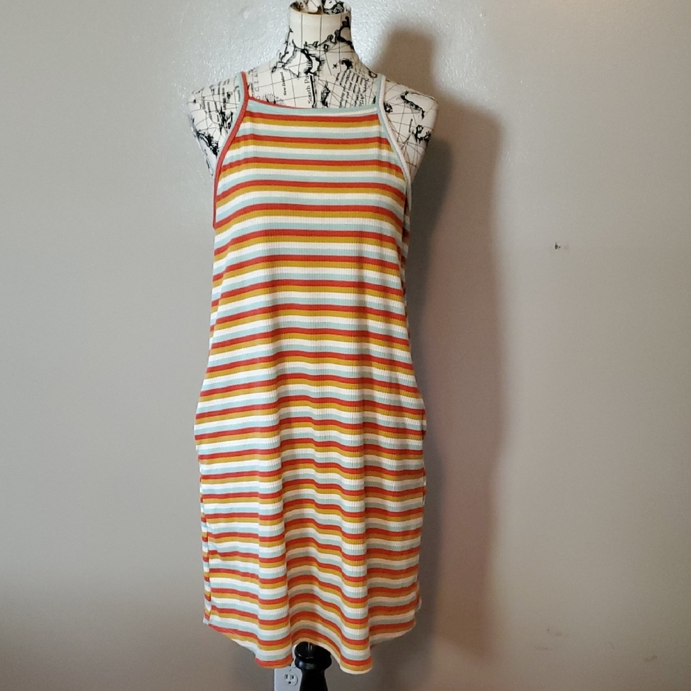 Perfect Peach Striped Multicolor Sleeveless Dress With Pockets - Size M